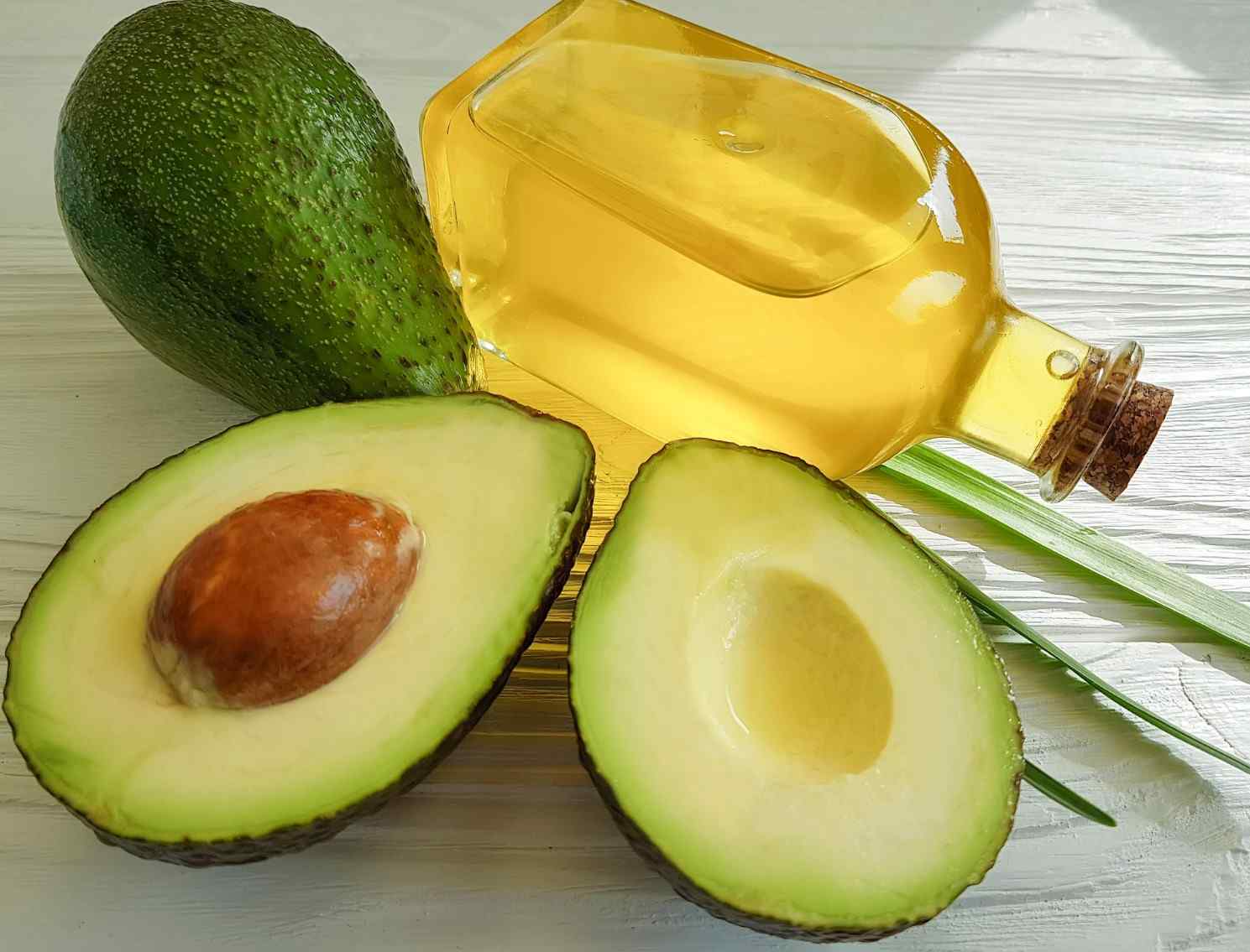 Uses and Benefits of Avocado Oil