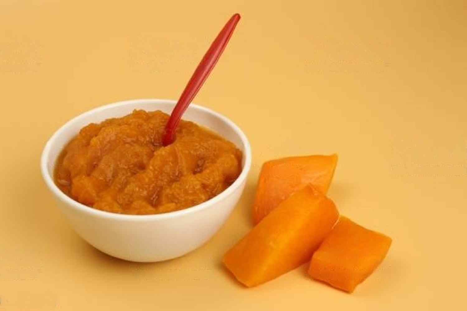 Mango and carrot puree