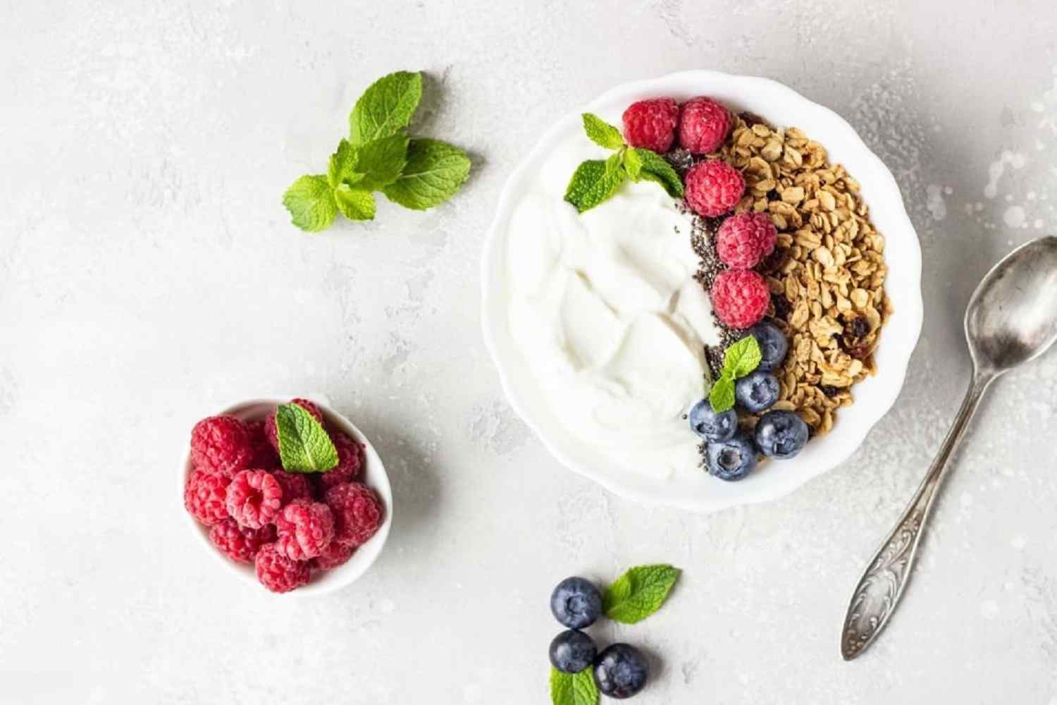 Whole milk yogurt with mixed berries
