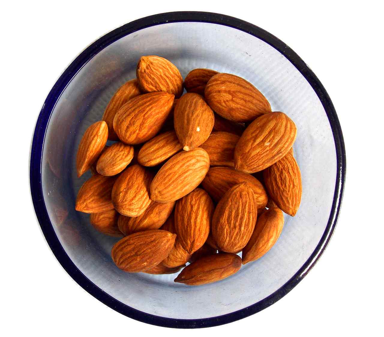 The oil comes from countries with significant almond cultivation, such as the United States, Spain, Italy, and Australia.