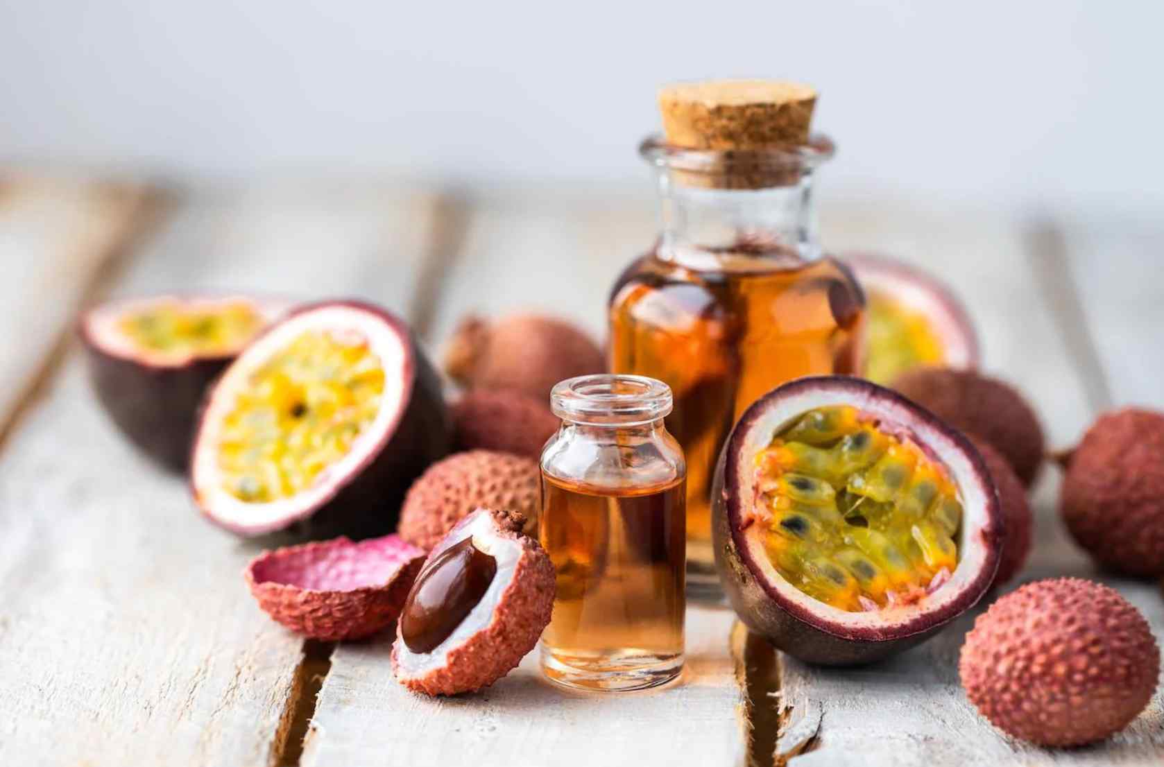 The Passion fruit seed oil is a natural oil from passion fruit seeds.